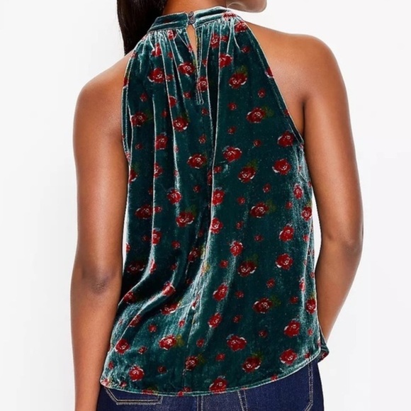 Ann Taylor LOFT Green Rose Print Velvet Halter Holiday Top Size XS - Picture 2 of 11